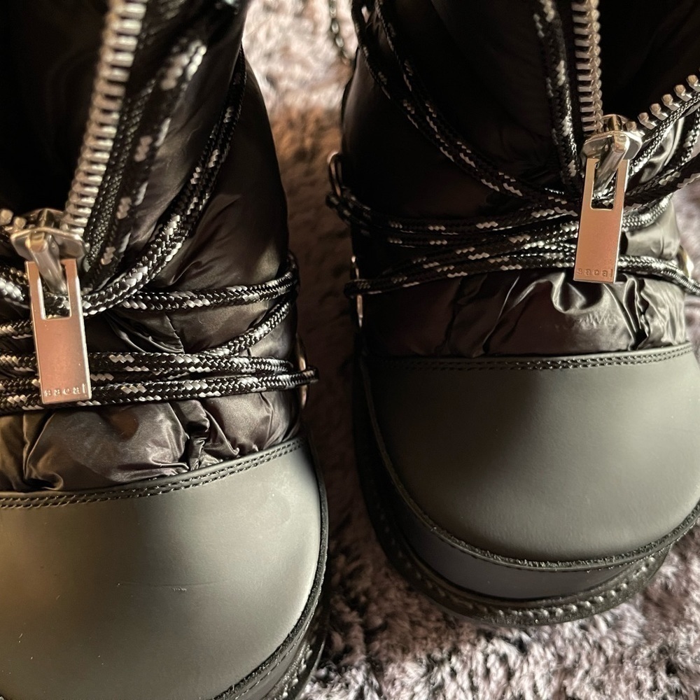 SACAI Hiking Black Snow Boots Size 37 - Picture 12 of 16